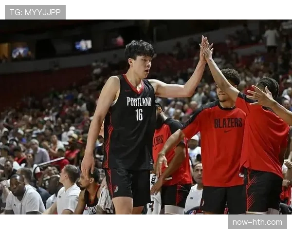 杨瀚森仅用十分钟震撼NBA或锁定首发表现堪比姚明郭士强激情呐喊 杨瀚森仅用十分钟震撼NBA或锁定首发表现堪比姚明郭士强激情呐喊